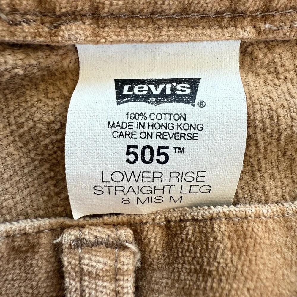 Vintage women’s Levi’s 505 fine corduroy brown Size Mis 8. Perfect condition